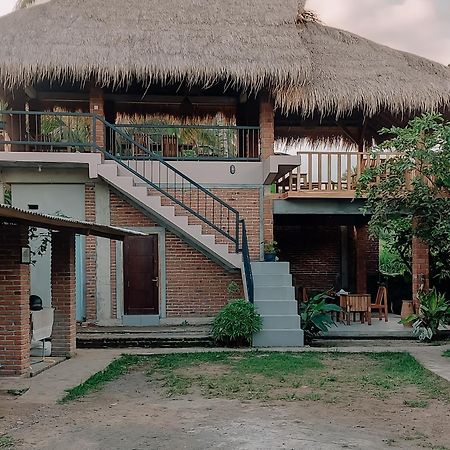Novia Guest House Lombok-Тетебату Экстерьер фото
