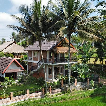 Novia Guest House Lombok-Тетебату Экстерьер фото