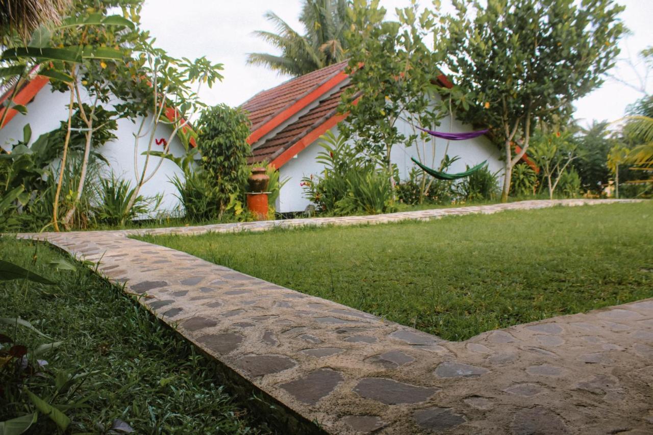 Novia Guest House Lombok-Тетебату Экстерьер фото